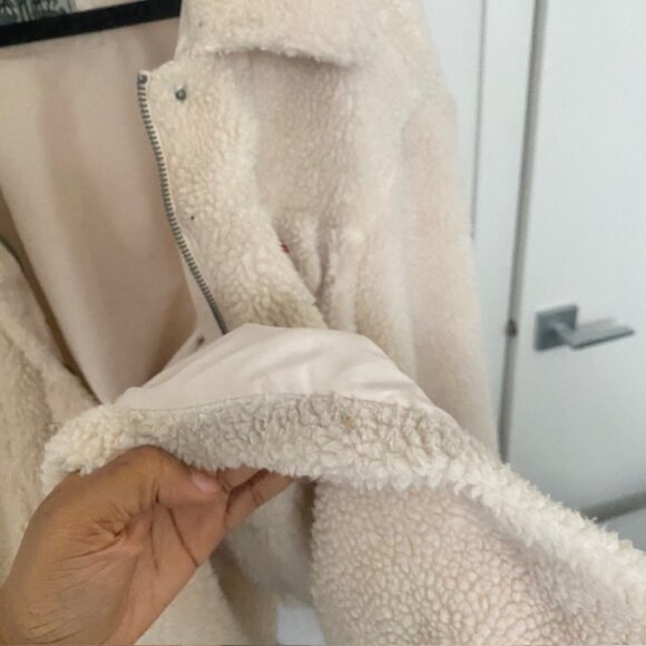 Levi's Sherpa Oversized Cream Color Jacket - XXL - Picture 11 of 13